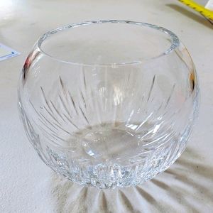 Vera Wang Wedgewood round crystal bowl vase